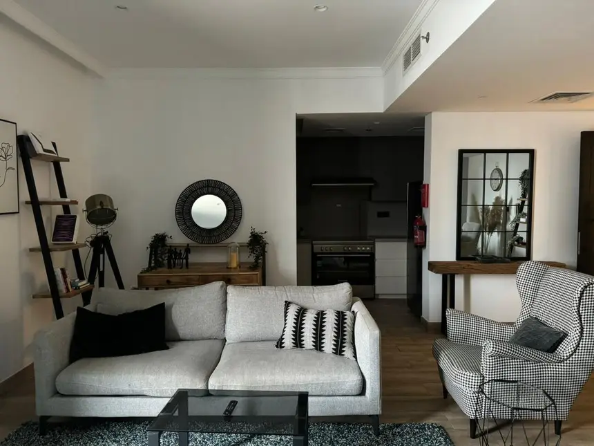 Finished living room with fitted joinery by Green Heaven Landscape